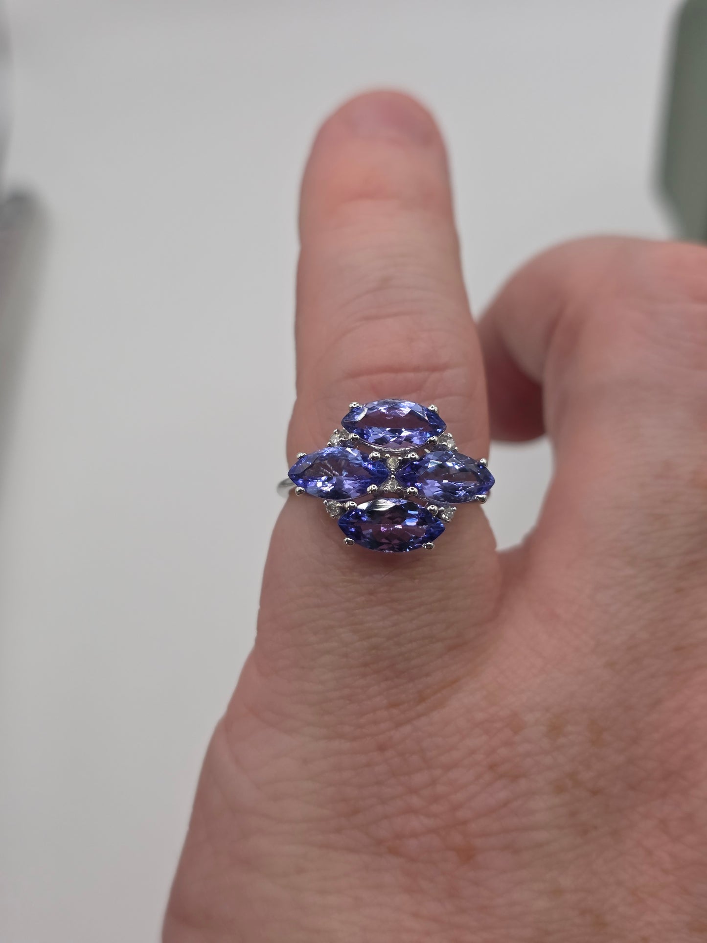 9ct white gold tanzanite and diamond ring