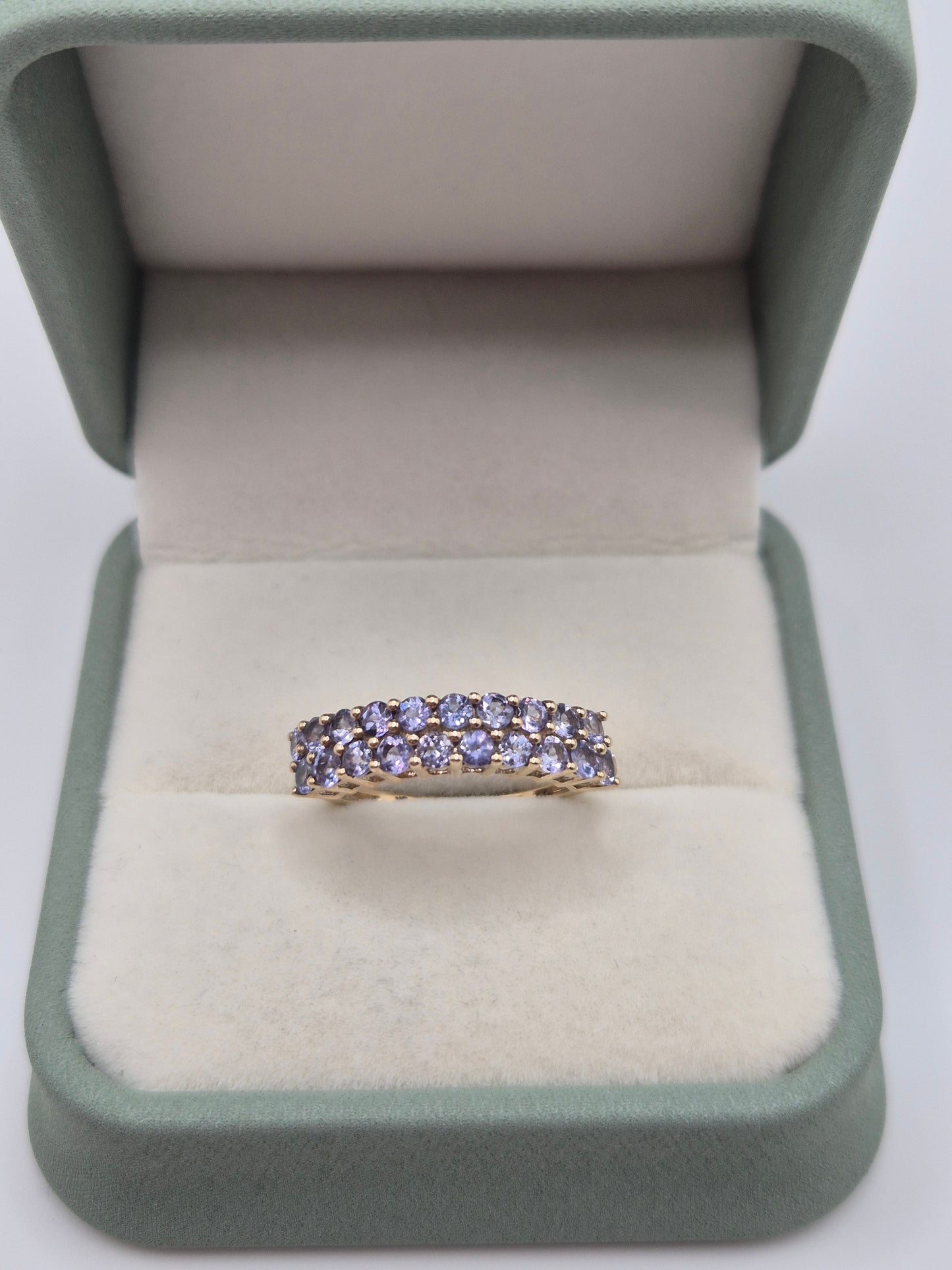 9ct gold tanzanite cluster ring