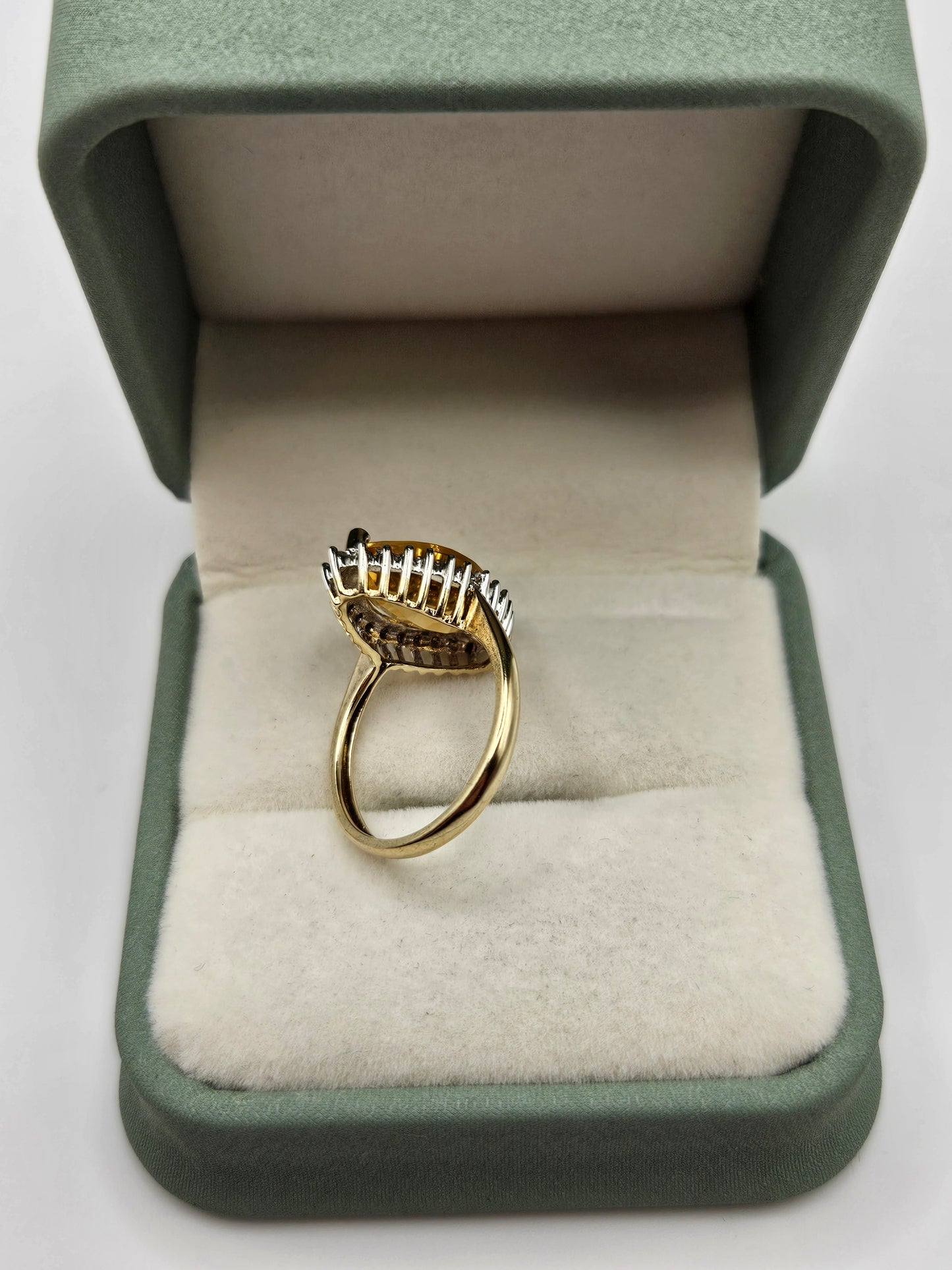 9ct gold citrine and diamond ring