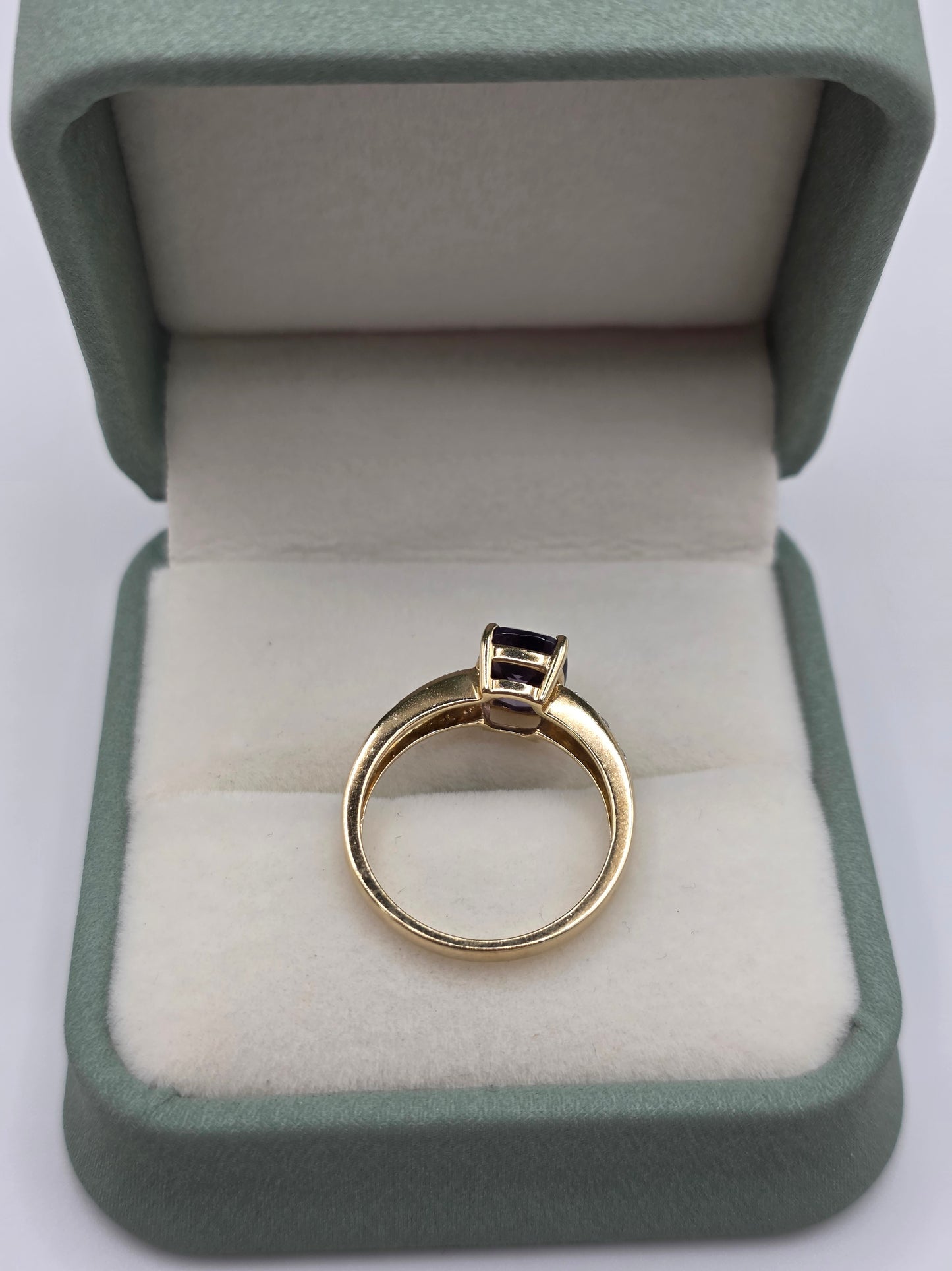 9ct gold iolite and diamond ring