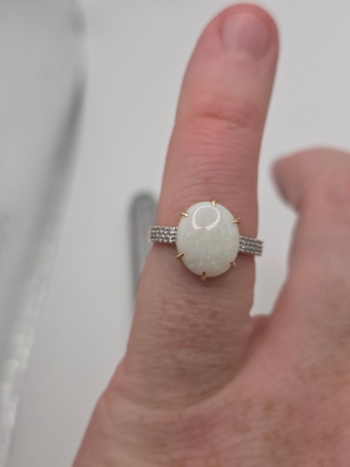9ct gold opal and zircon ring