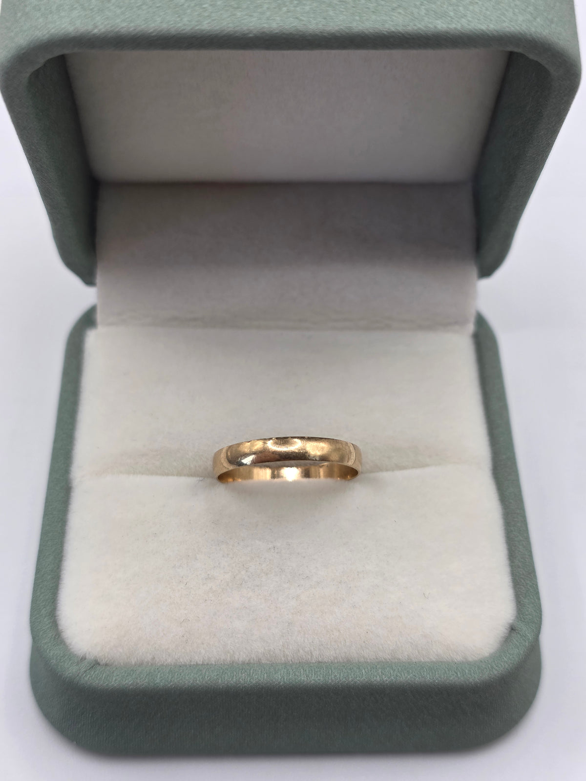 9ct gold band ring