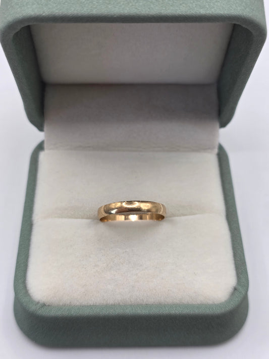 9ct gold band ring