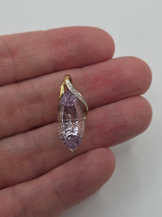 9ct gold amethyst and diamond pendant