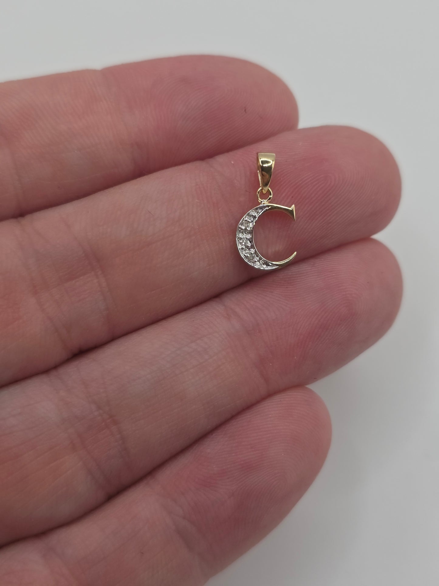 9ct gold diamond initial C pendant