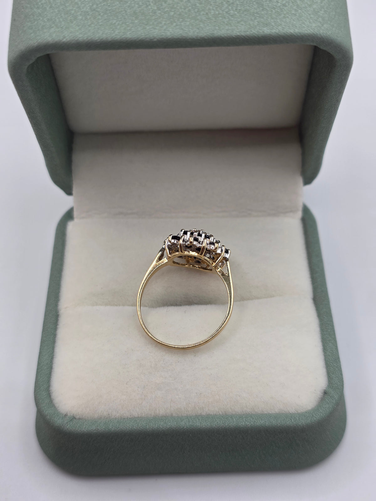 9ct gold sapphire and diamond ring