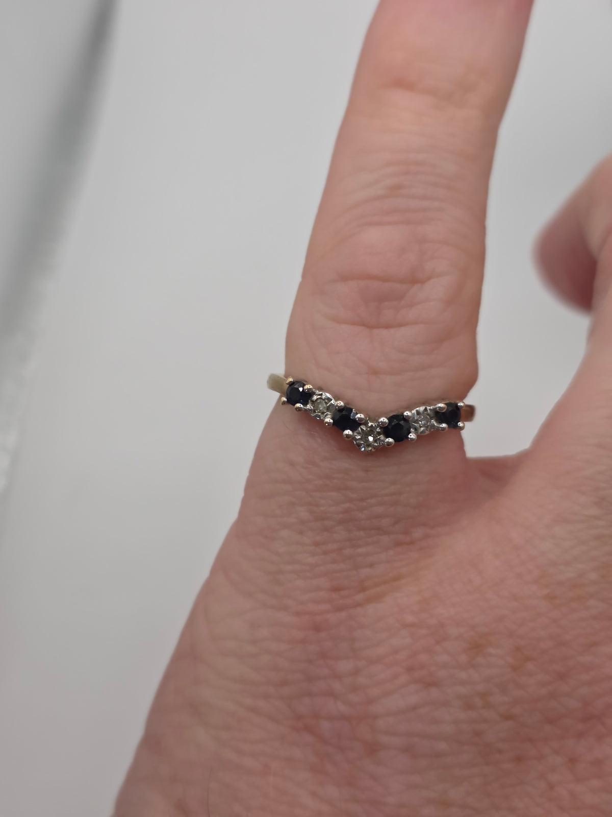 9ct gold sapphire and diamond wishbone ring