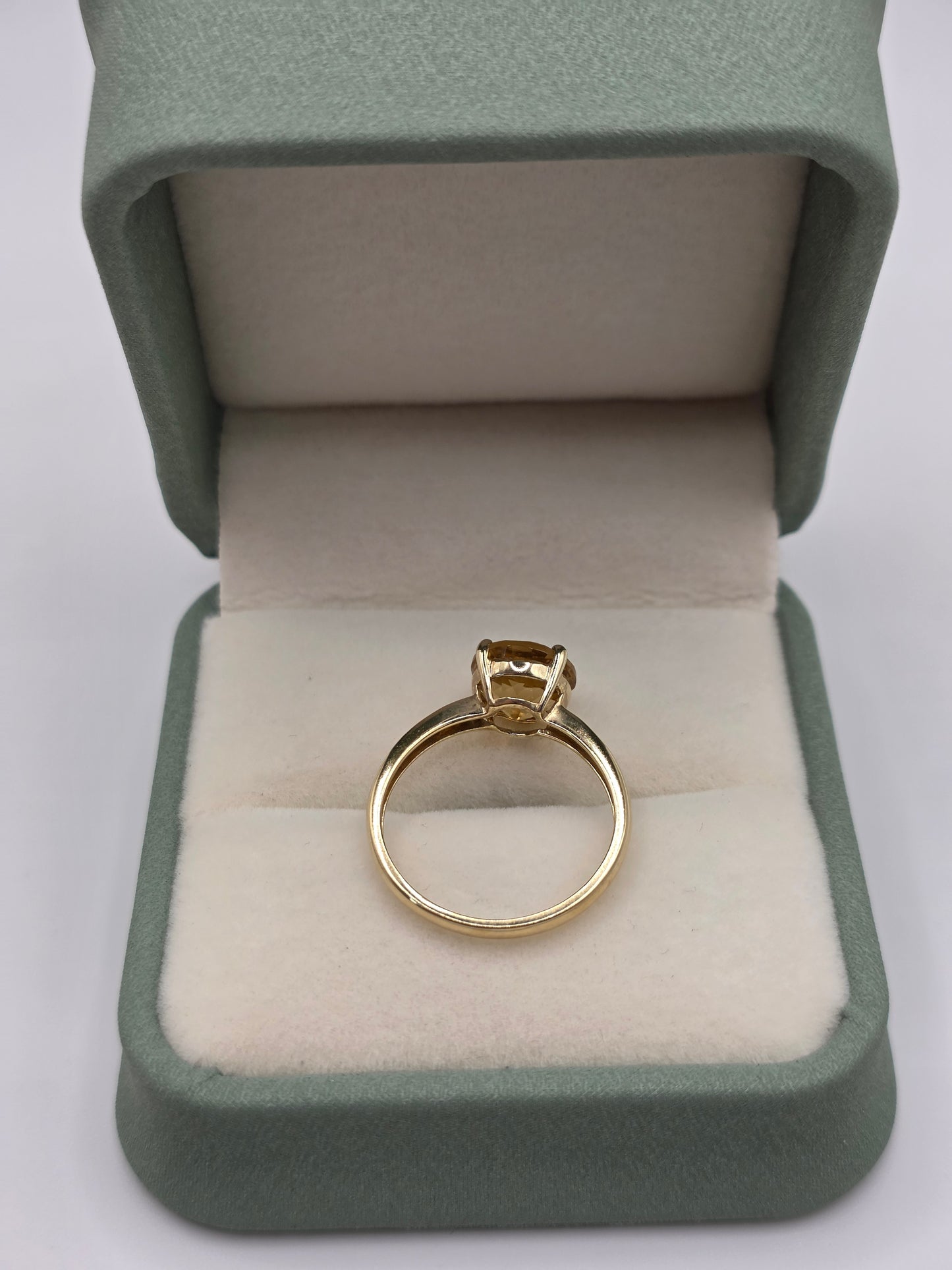 9ct gold citrine ring