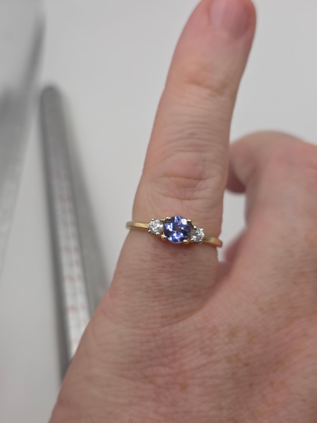 9ct gold tanzanite and white topaz ring
