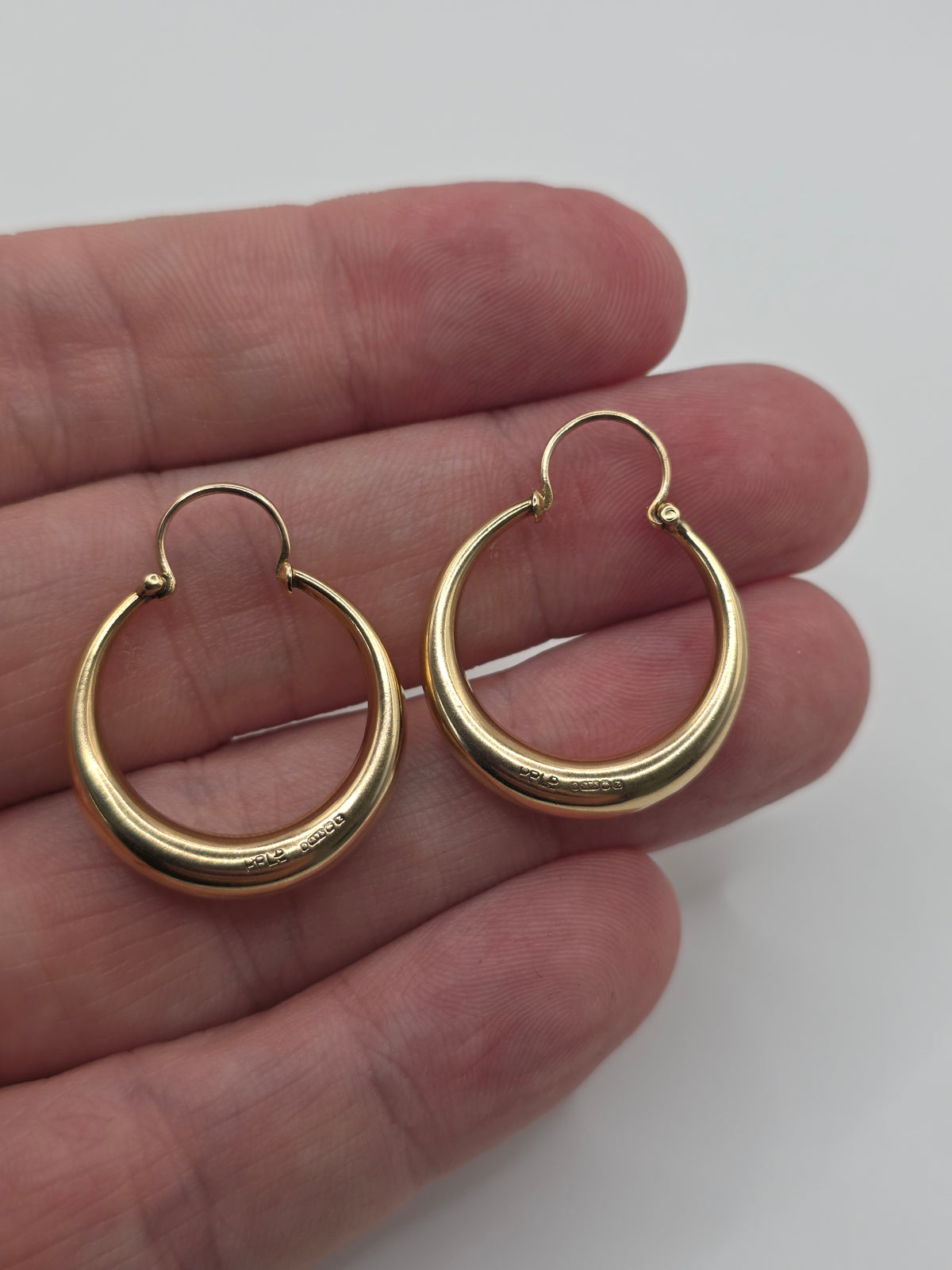 9ct gold creole earrings