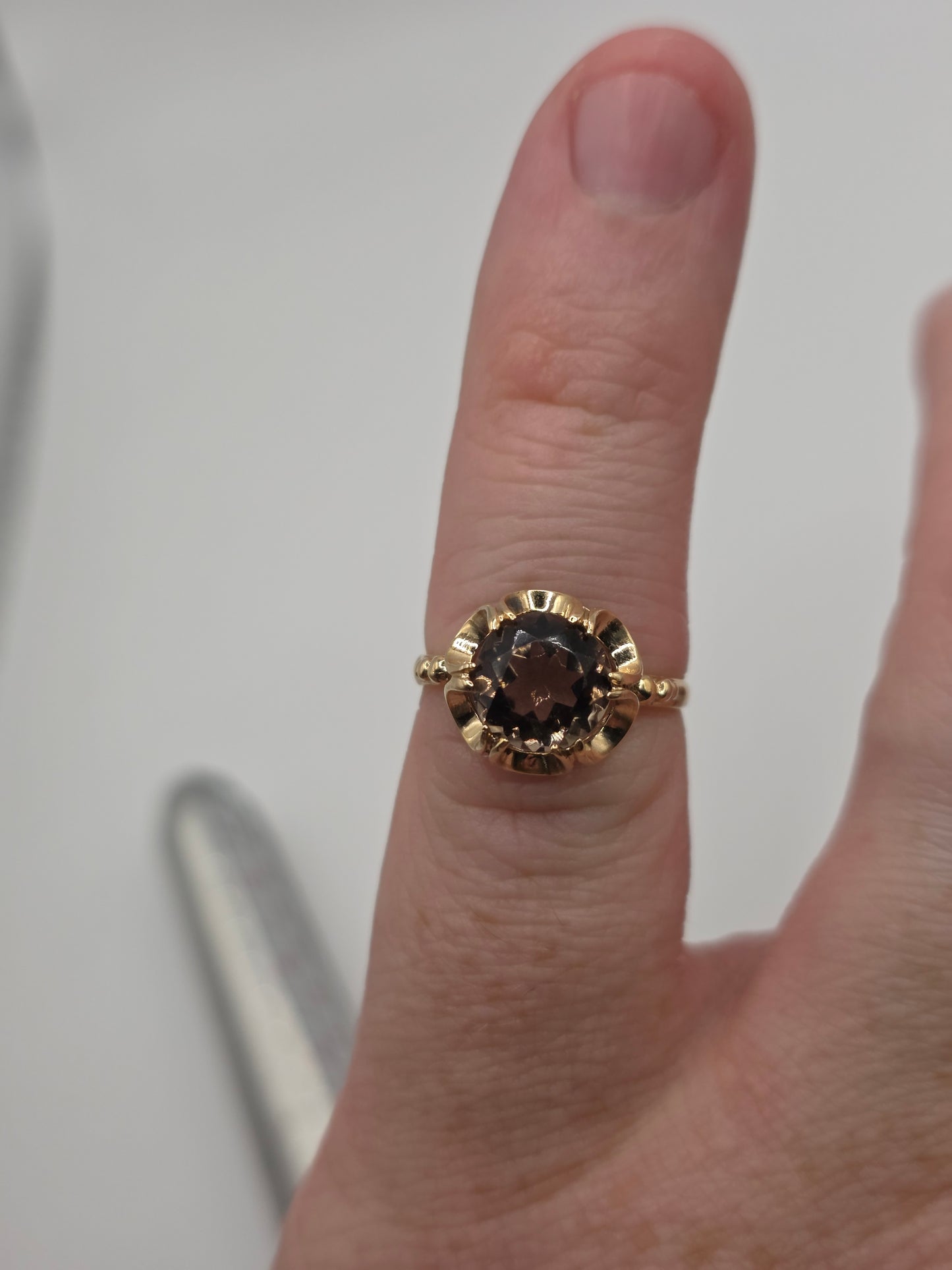 9ct gold smokey quartz ring