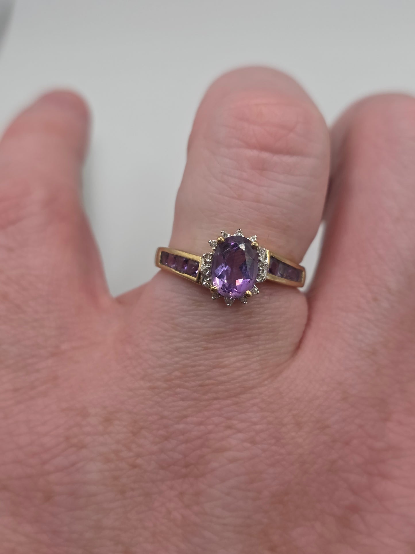 9ct gold amethyst and diamond ring