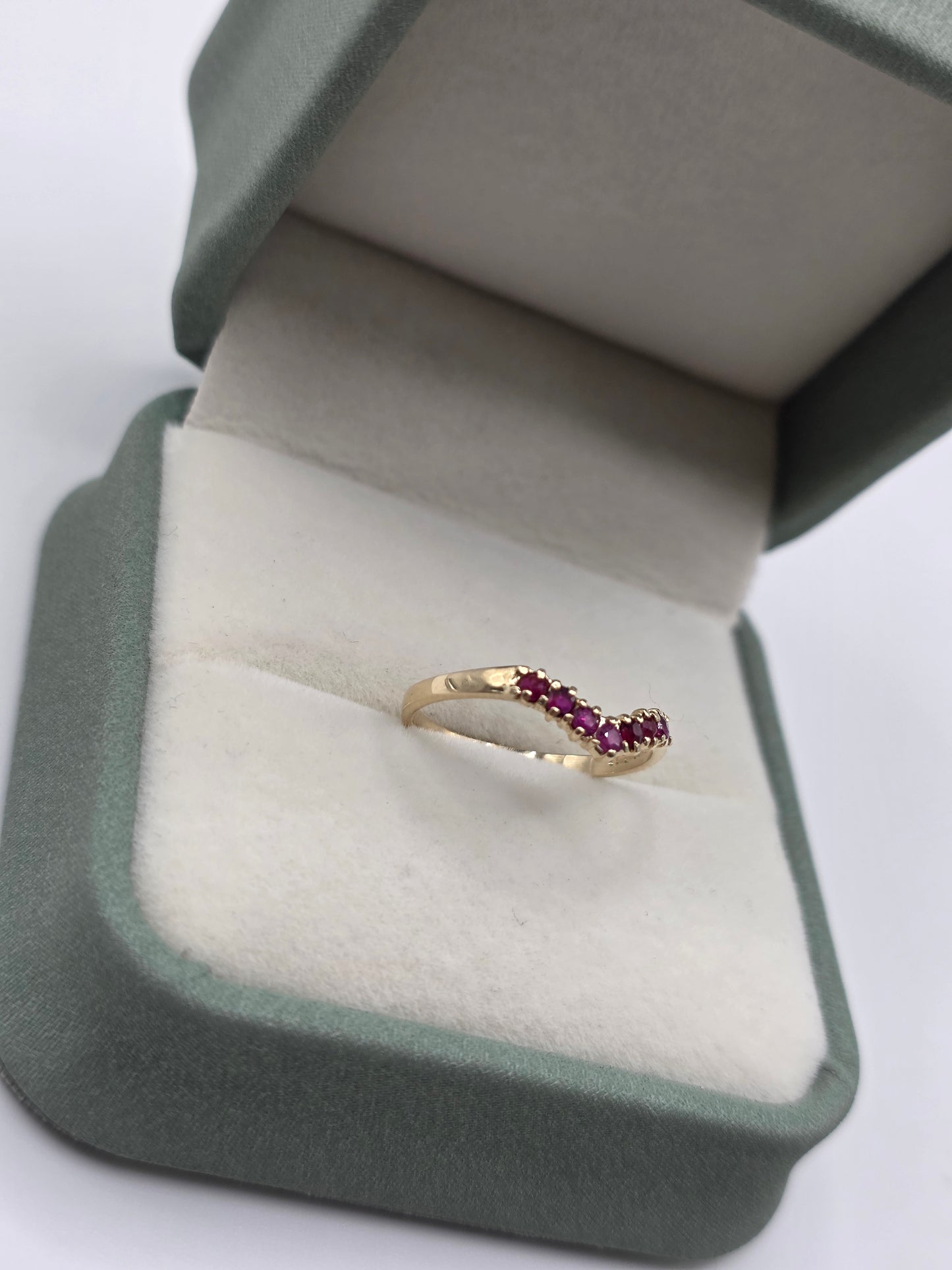 9ct gold ruby wishbone ring