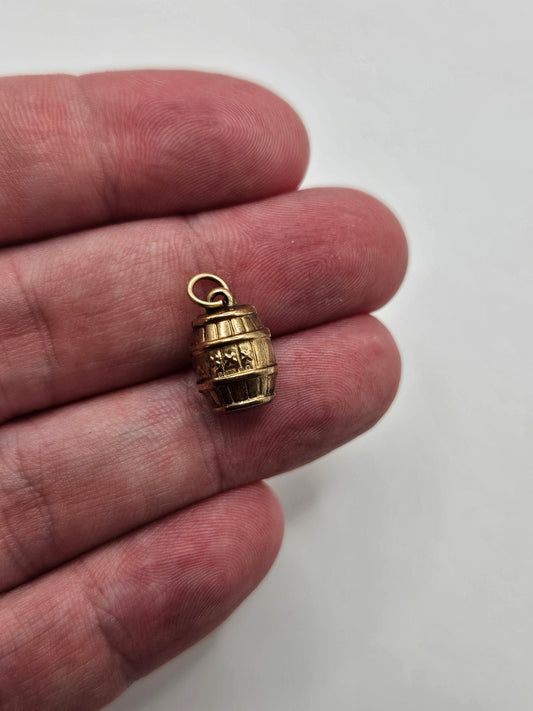 9ct gold beer barrel charm