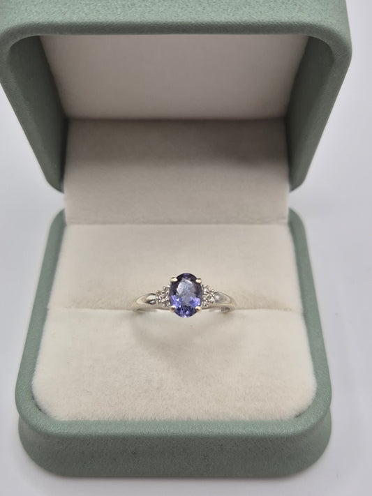 9ct white gold tanzanite and diamond ring