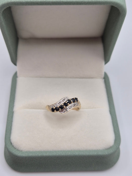 9ct gold sapphire and diamond ring