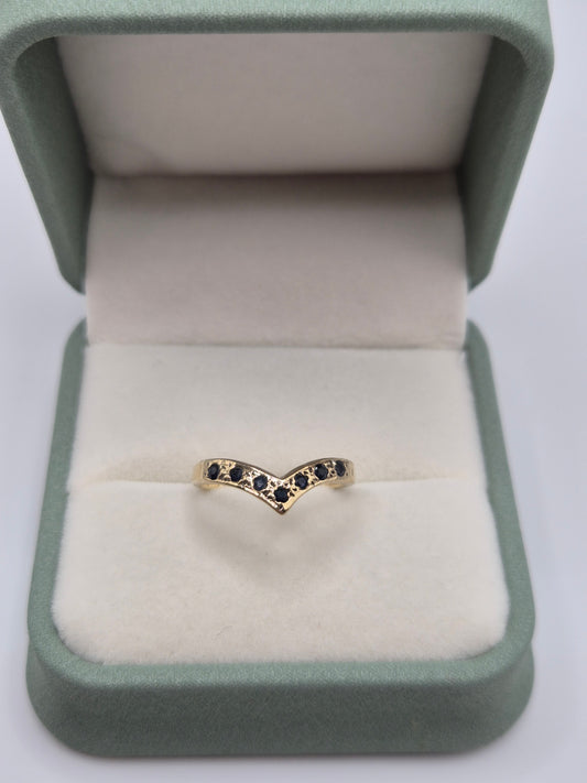 9ct gold sapphire wishbone ring