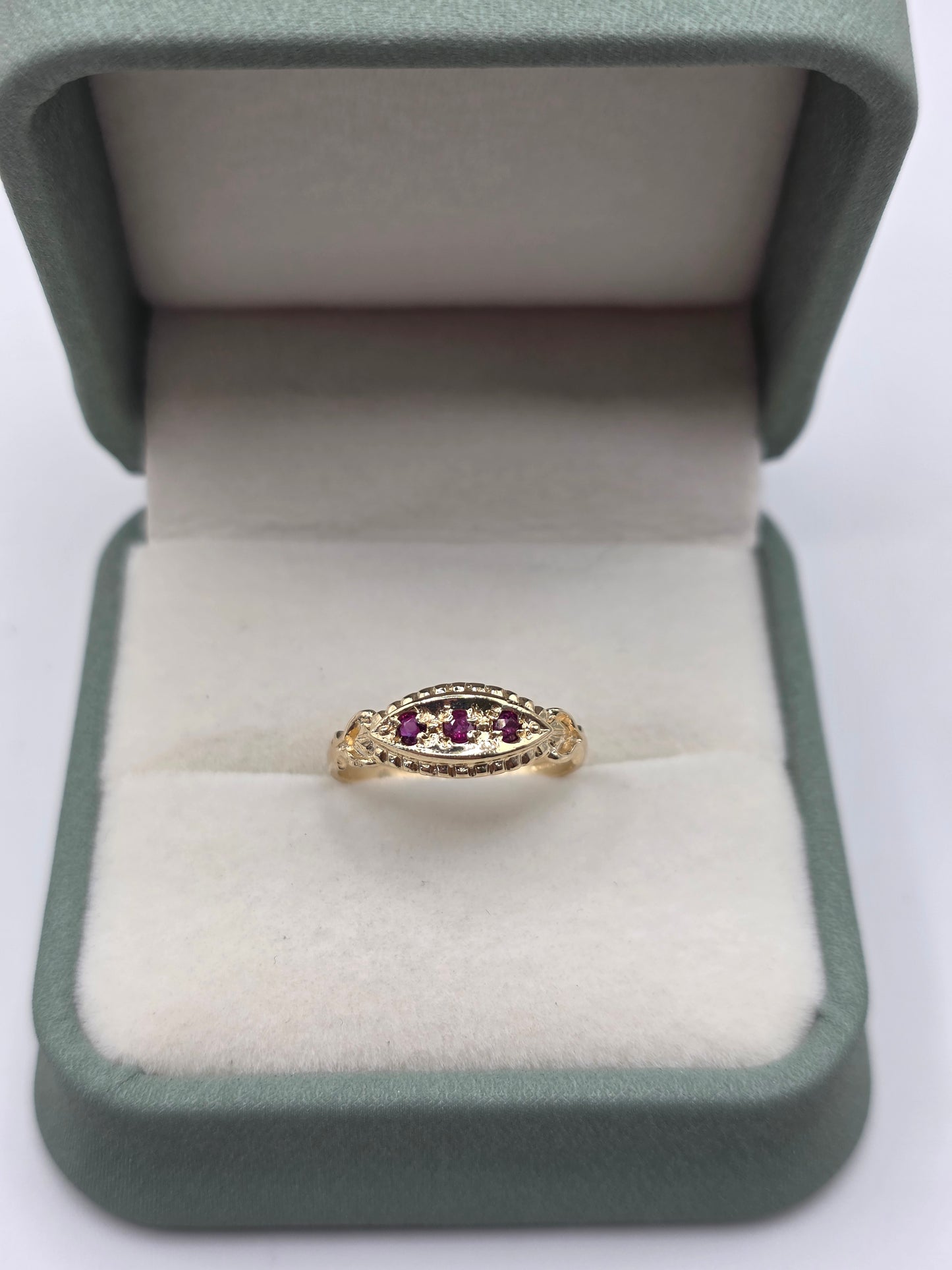 9ct gold ruby gypsy ring
