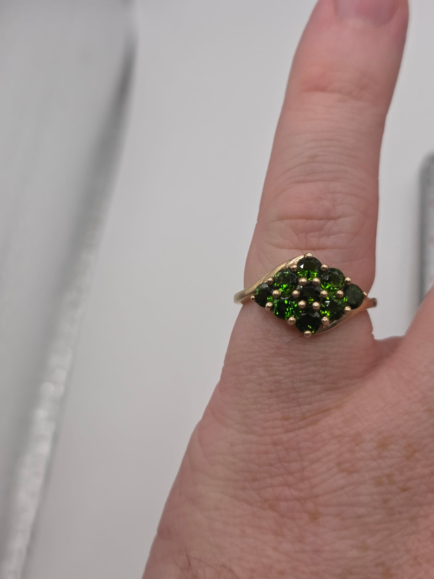 9ct gold diopside ring