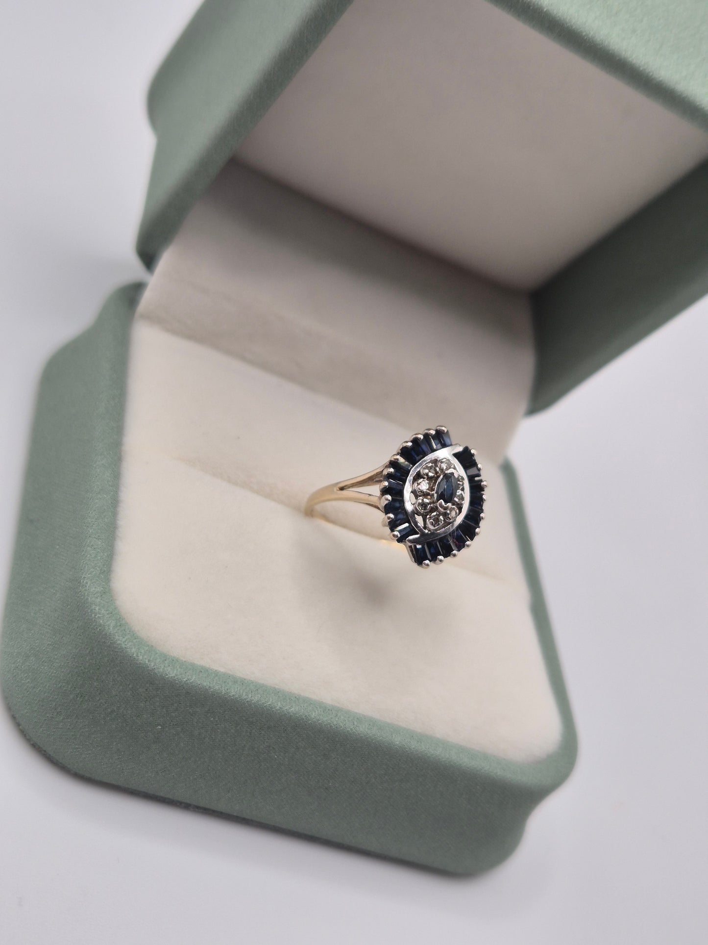 9ct gold sapphire and diamond ring