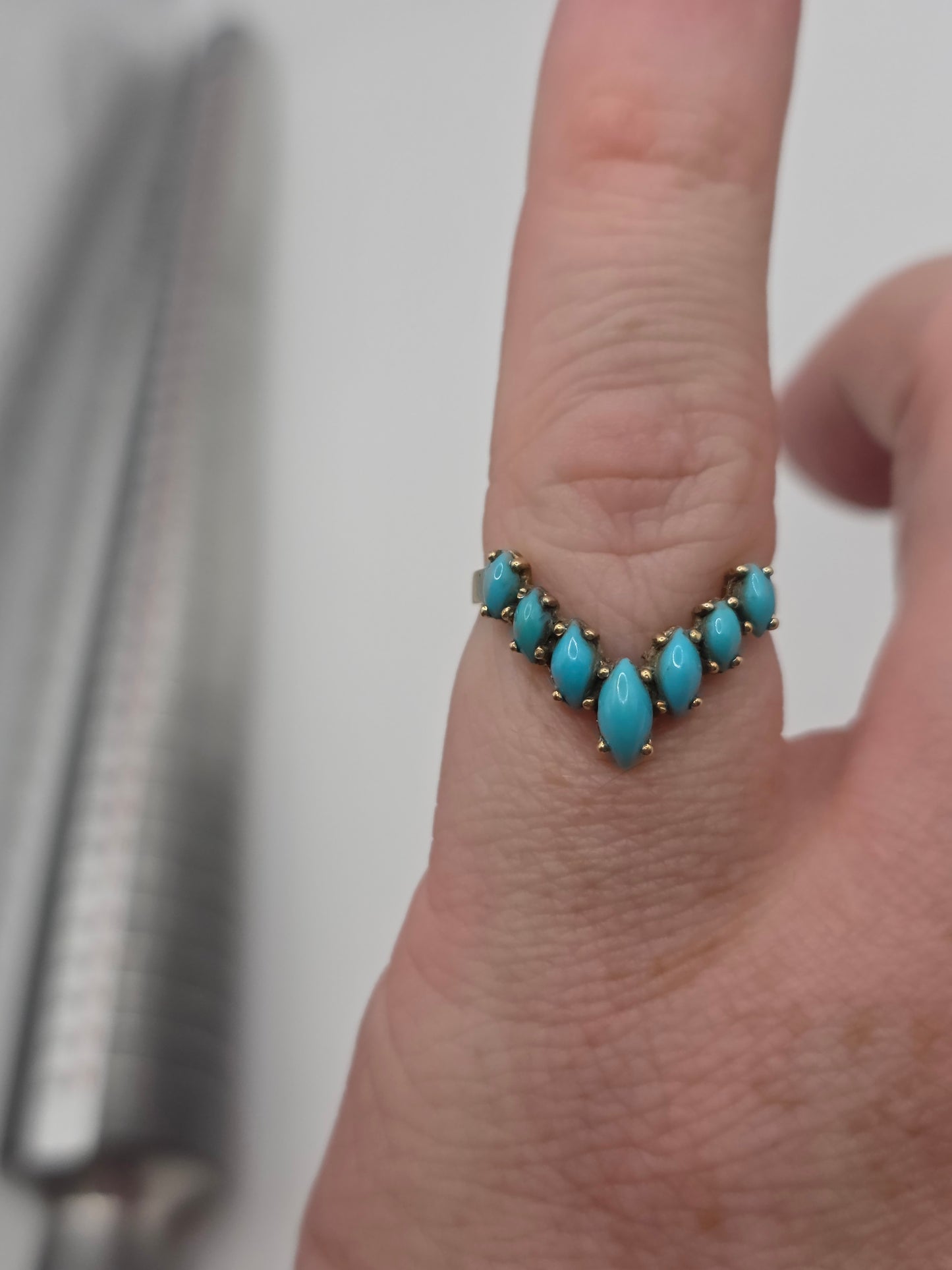 14ct gold turquoise wishbone ring