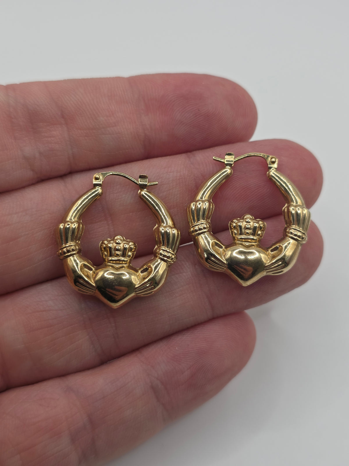 9ct gold claddagh creole earrings
