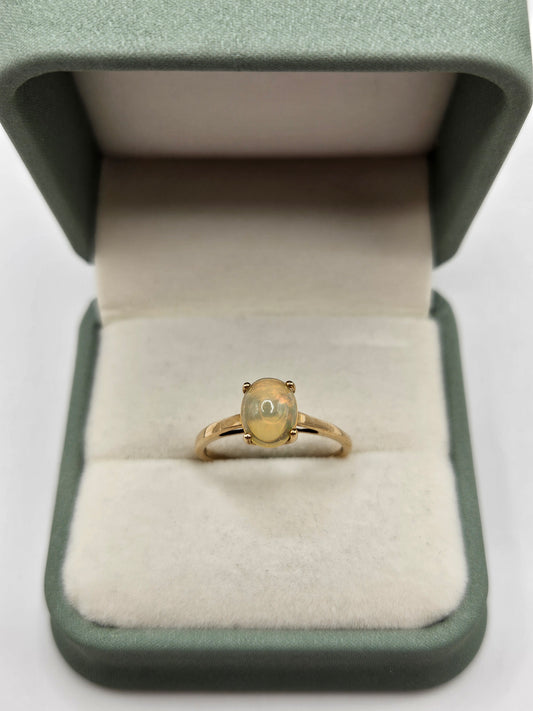 9ct gold opal ring