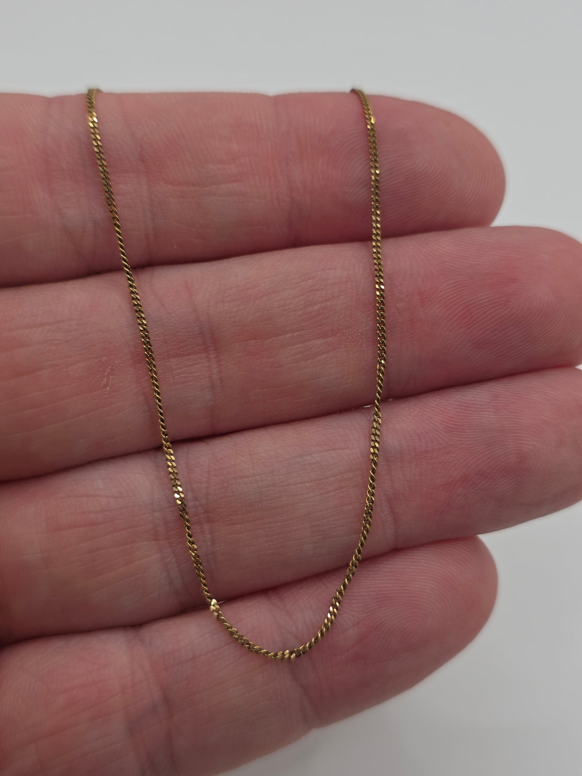 9ct gold chain (122)