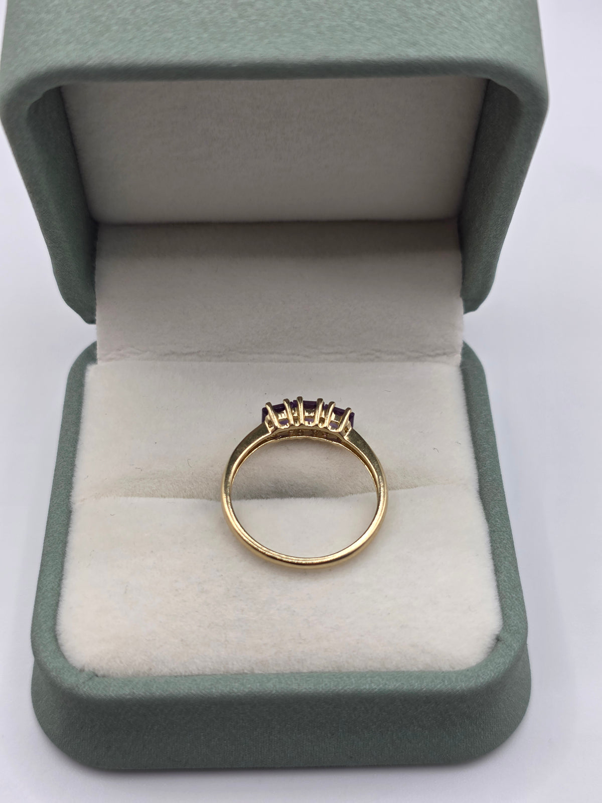 9ct gold amethyst ring