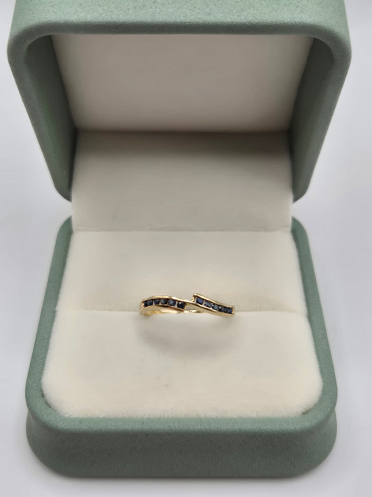 9ct gold sapphire ring