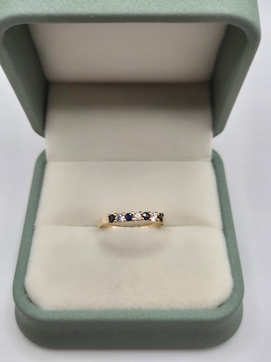 9ct gold sapphire and cz ring