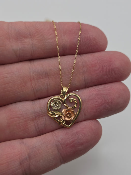 9ct tri gold floral necklace
