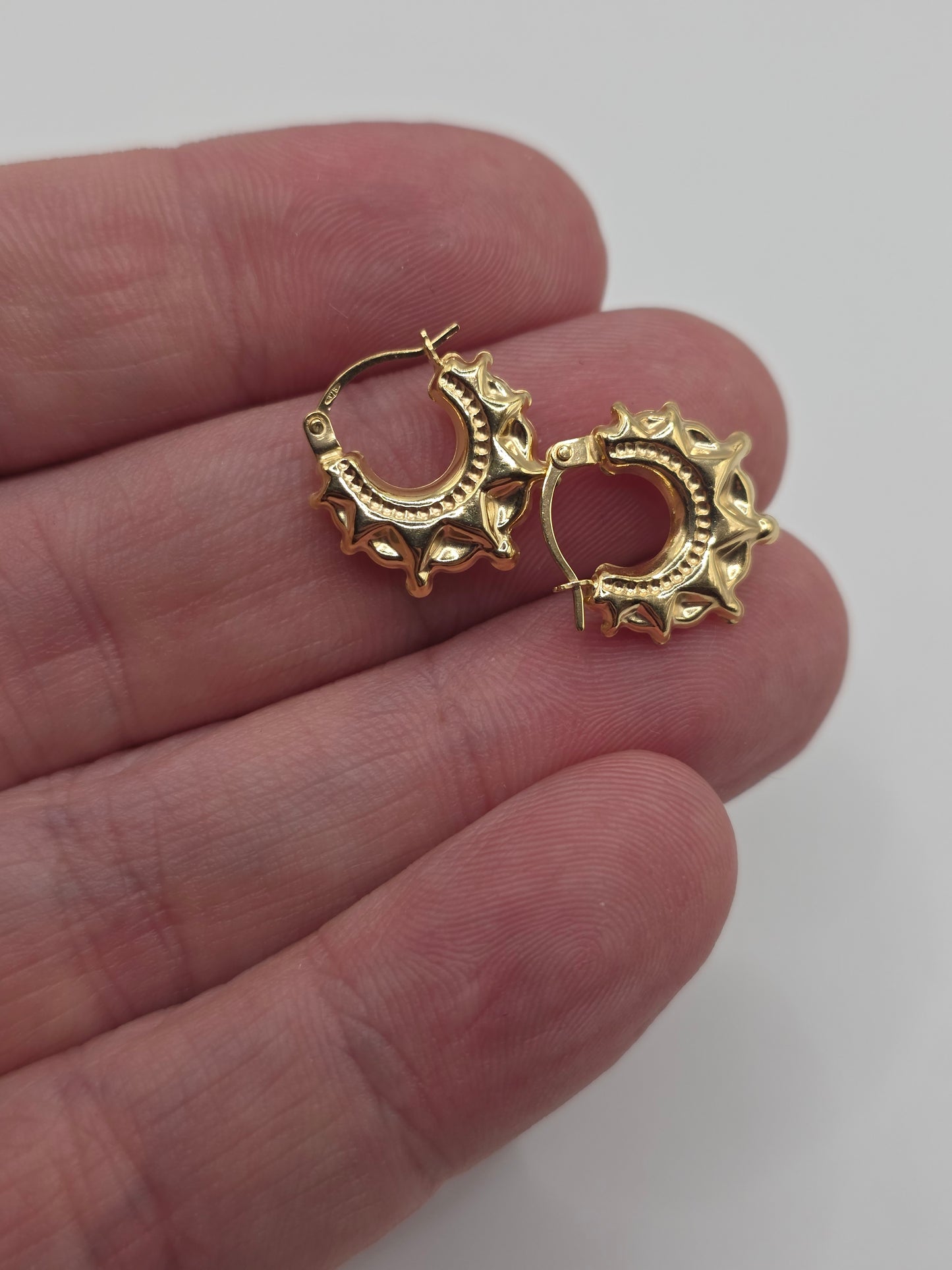 9ct gold spike earrings