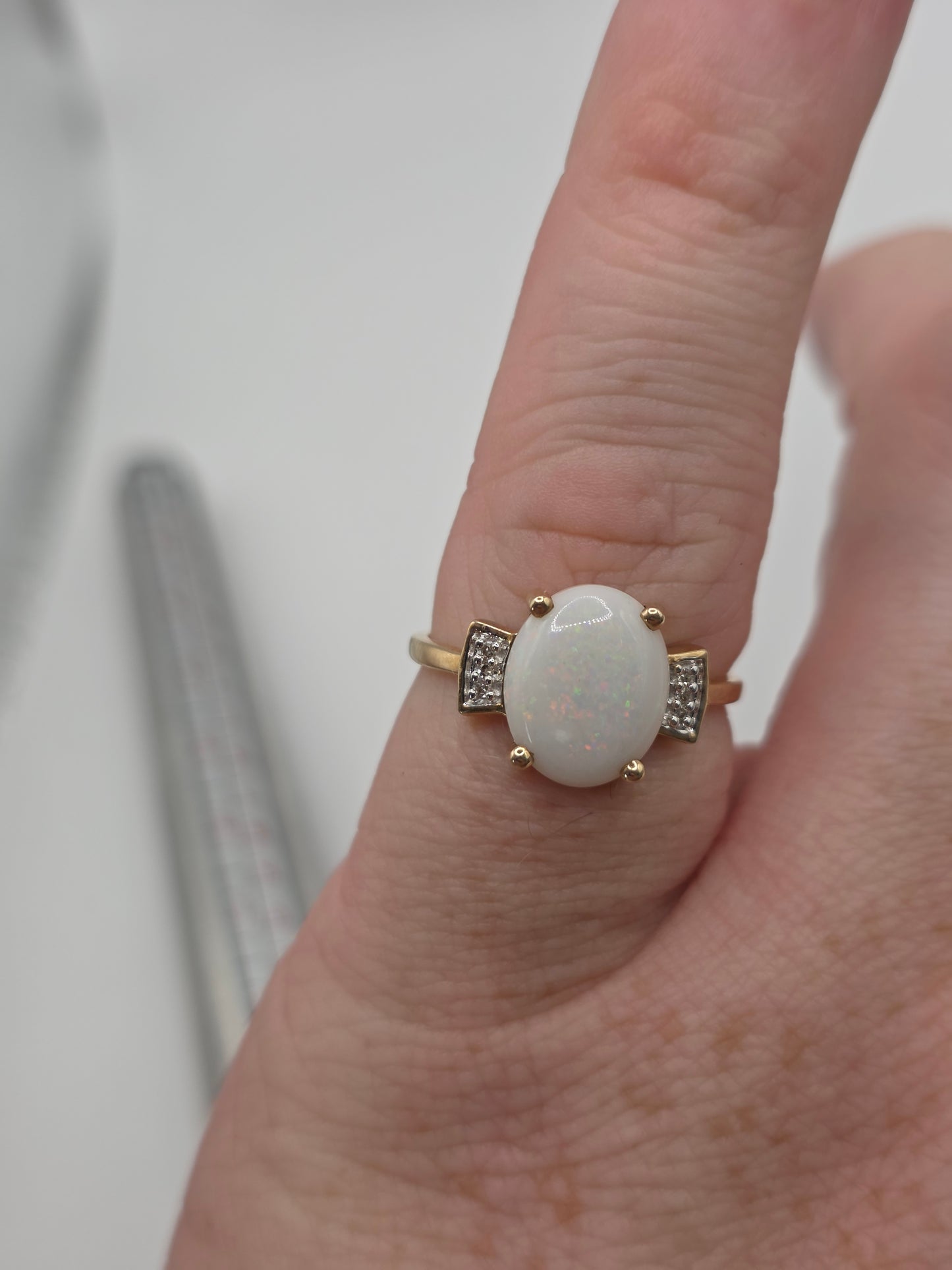 9ct gold opal and diamond ring