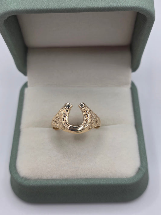 9ct gold horse shoe ring