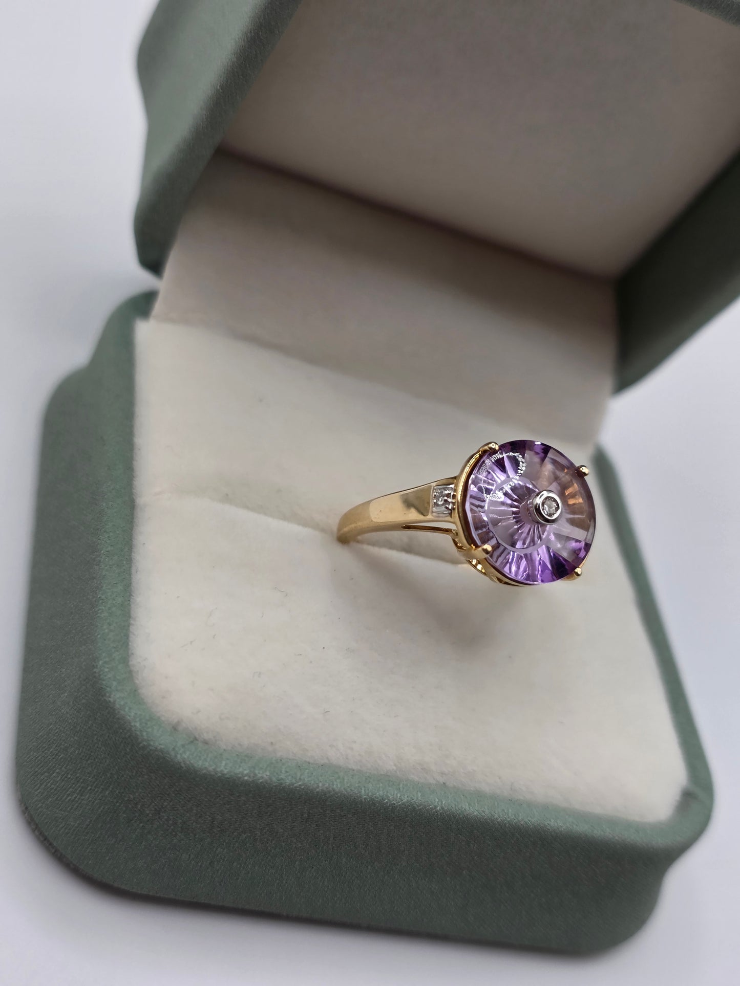 Glen lehrer 9ct gold amethyst and diamond ring
