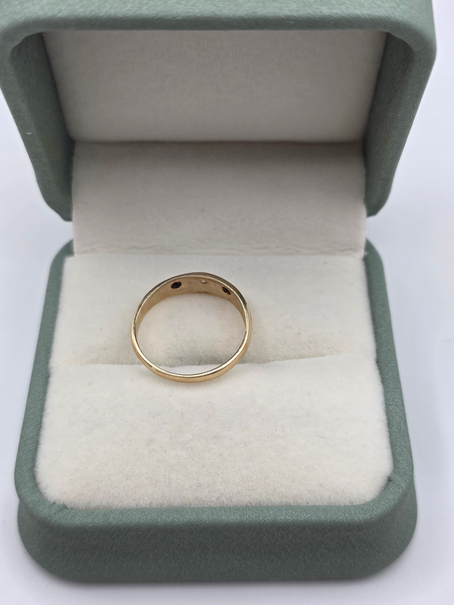 9ct gold sapphire and diamond gypsy ring