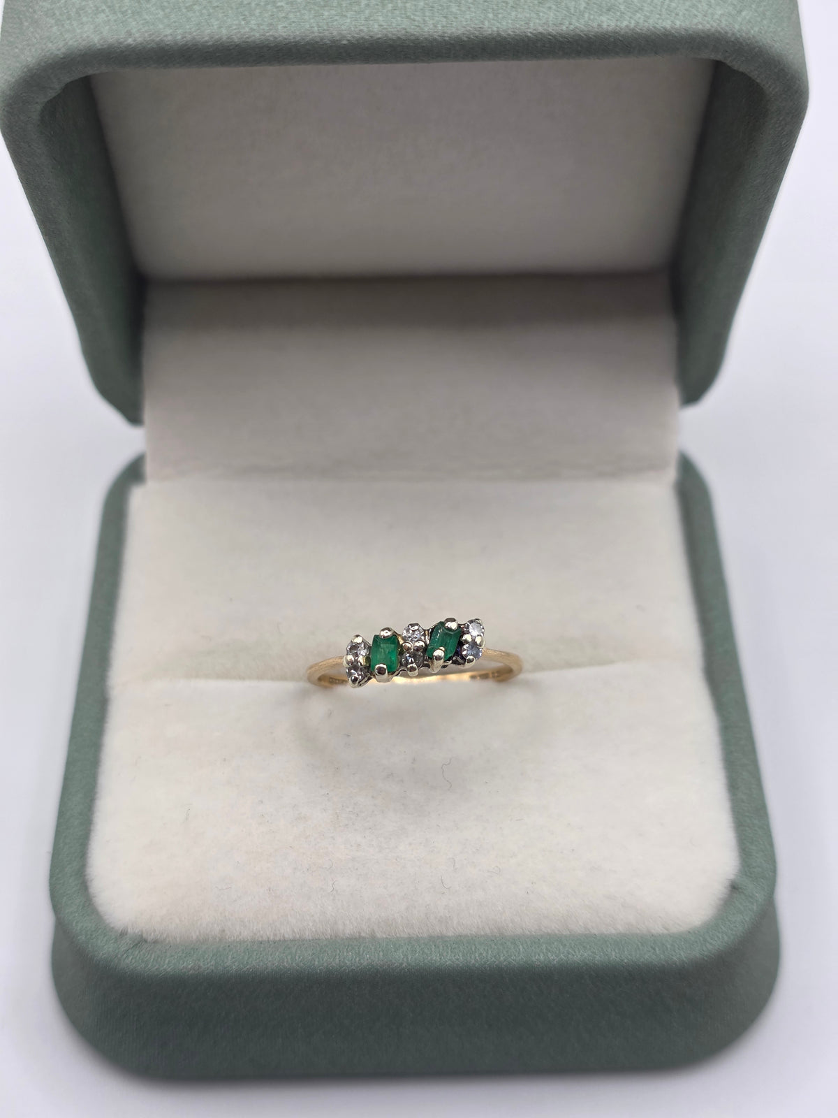 9ct gold emerald and diamond ring