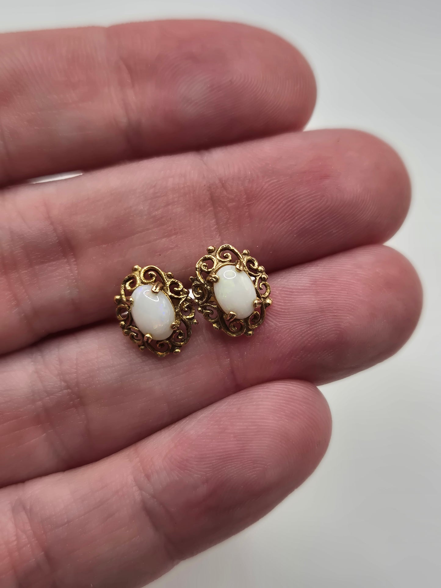 9ct gold opal earrings