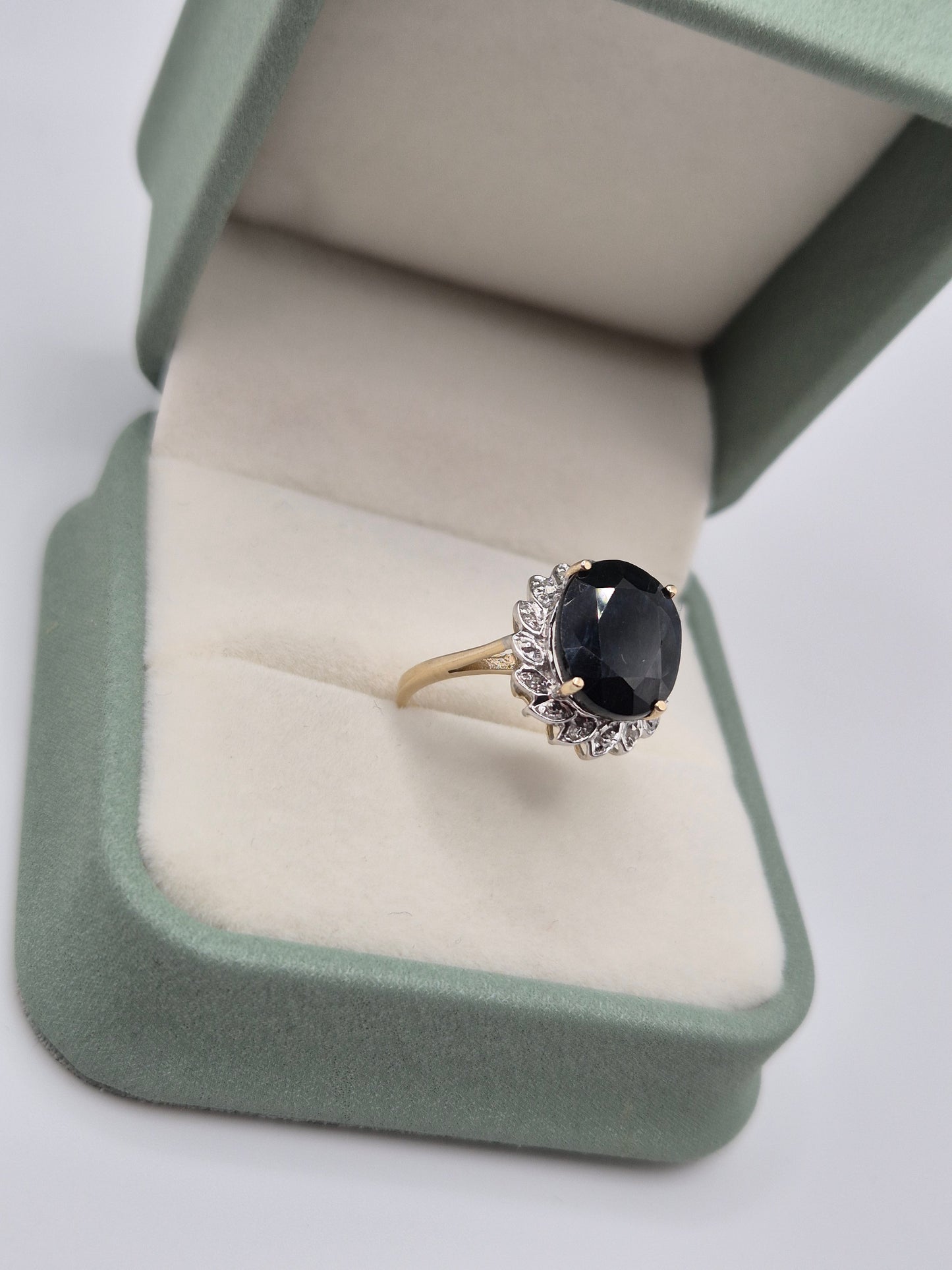 9ct gold sapphire and diamond ring