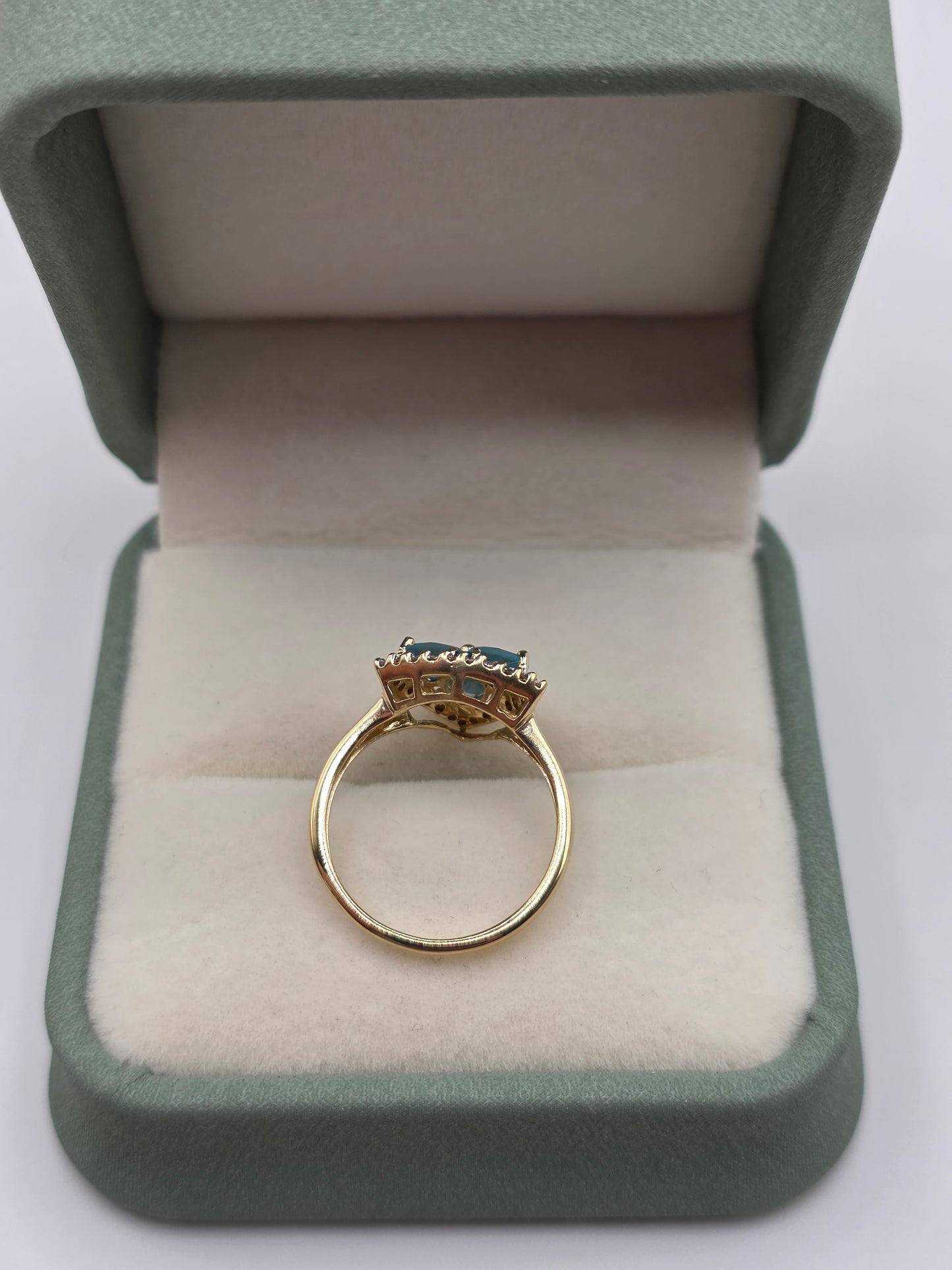 9ct gold apatite and diamond ring