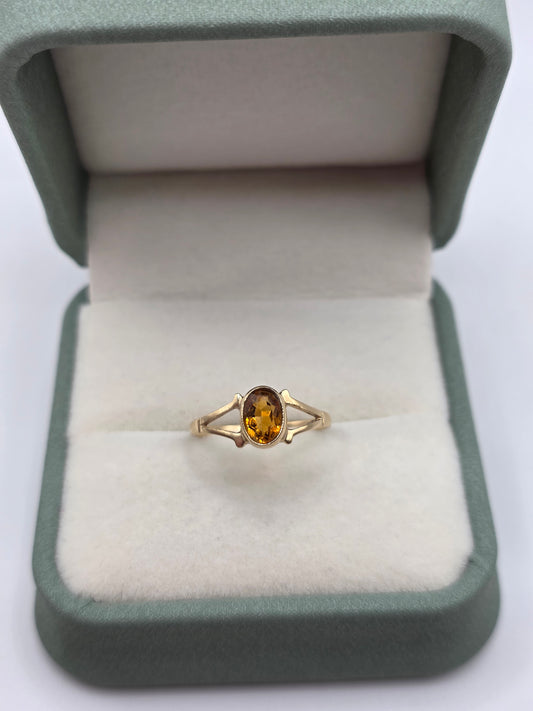 9ct gold citrine ring