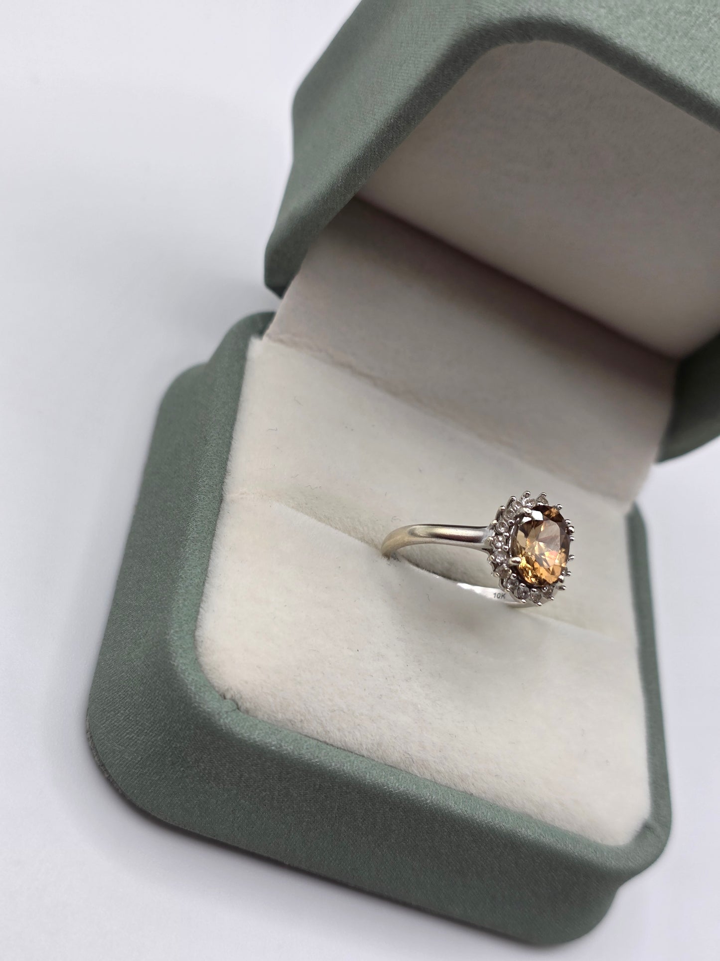 9ct white gold imperial topaz and zircon ring