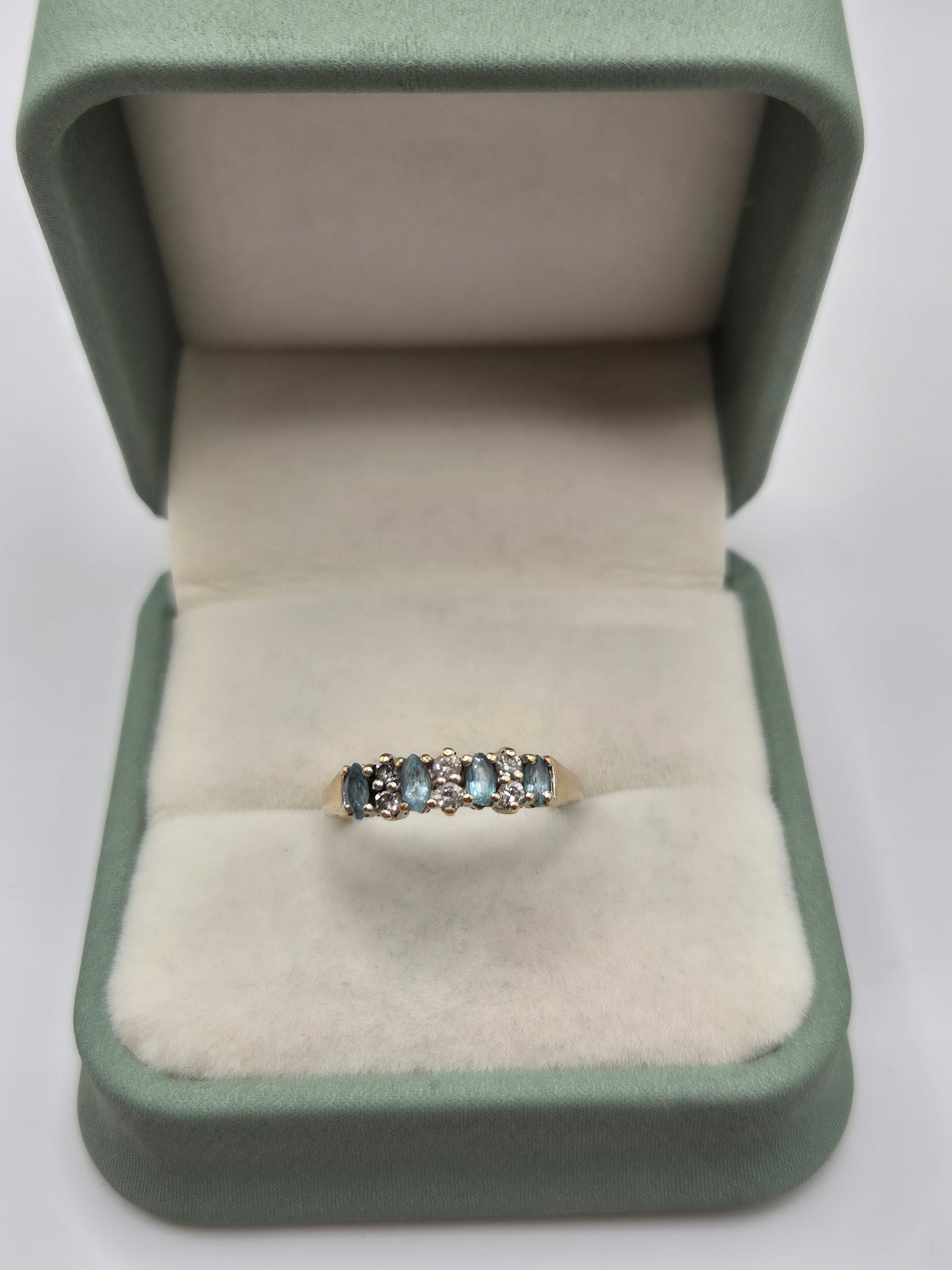 9ct gold topaz and cz ring