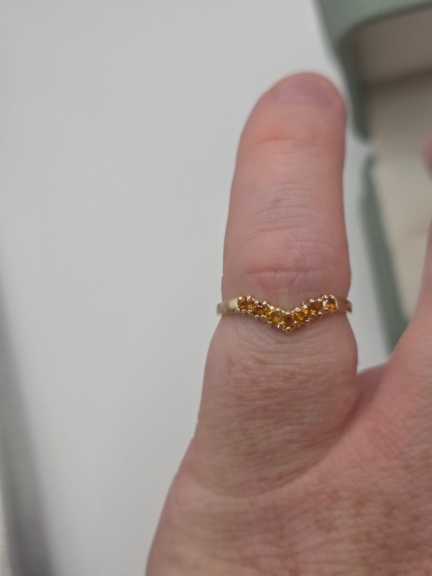 9ct gold citrine wishbone ring