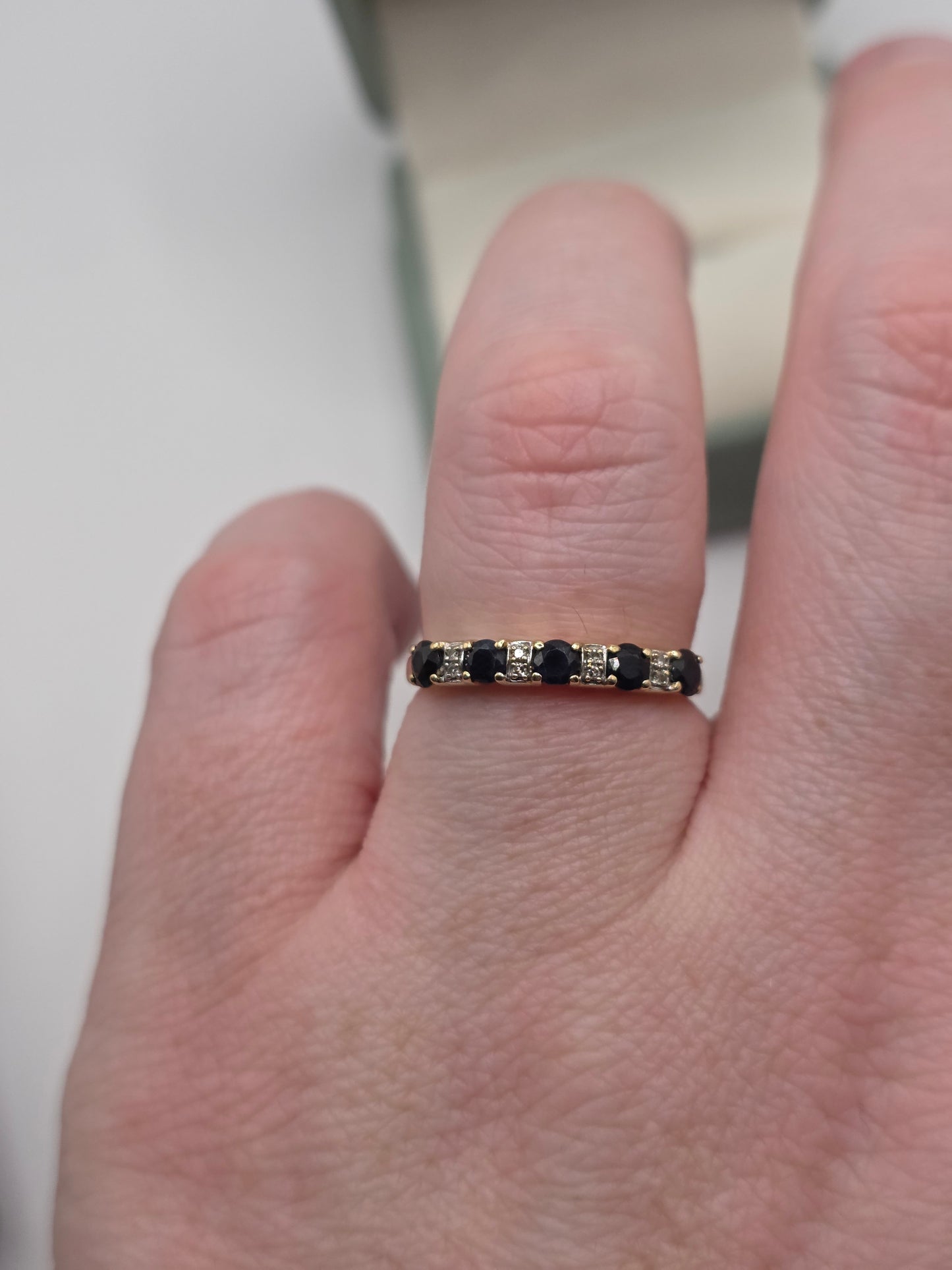 9ct gold sapphire and diamond ring
