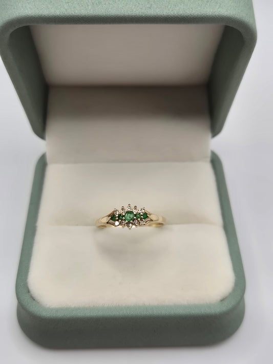 9ct gold emerald and diamond ring