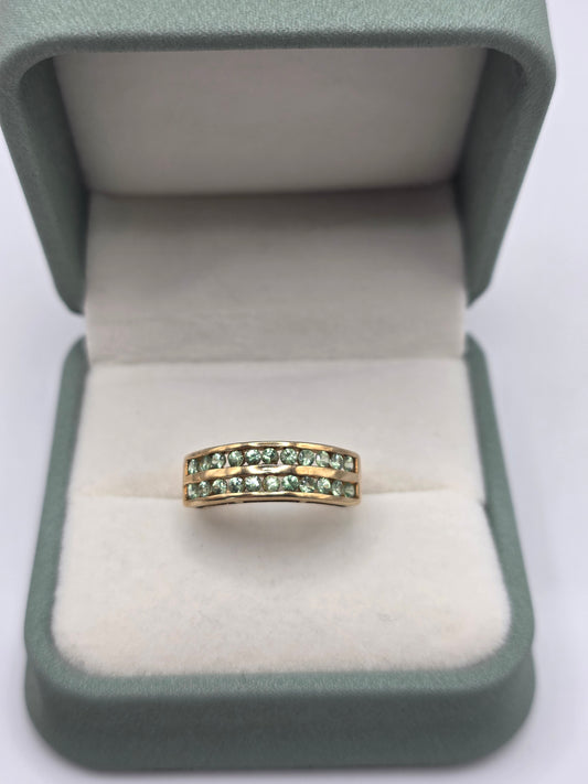 9ct gold quartz ring