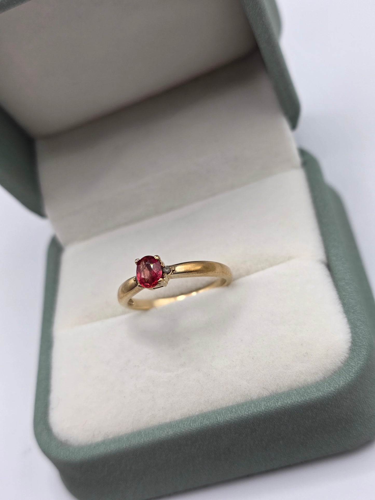 9ct gold tourmaline and diamond ring
