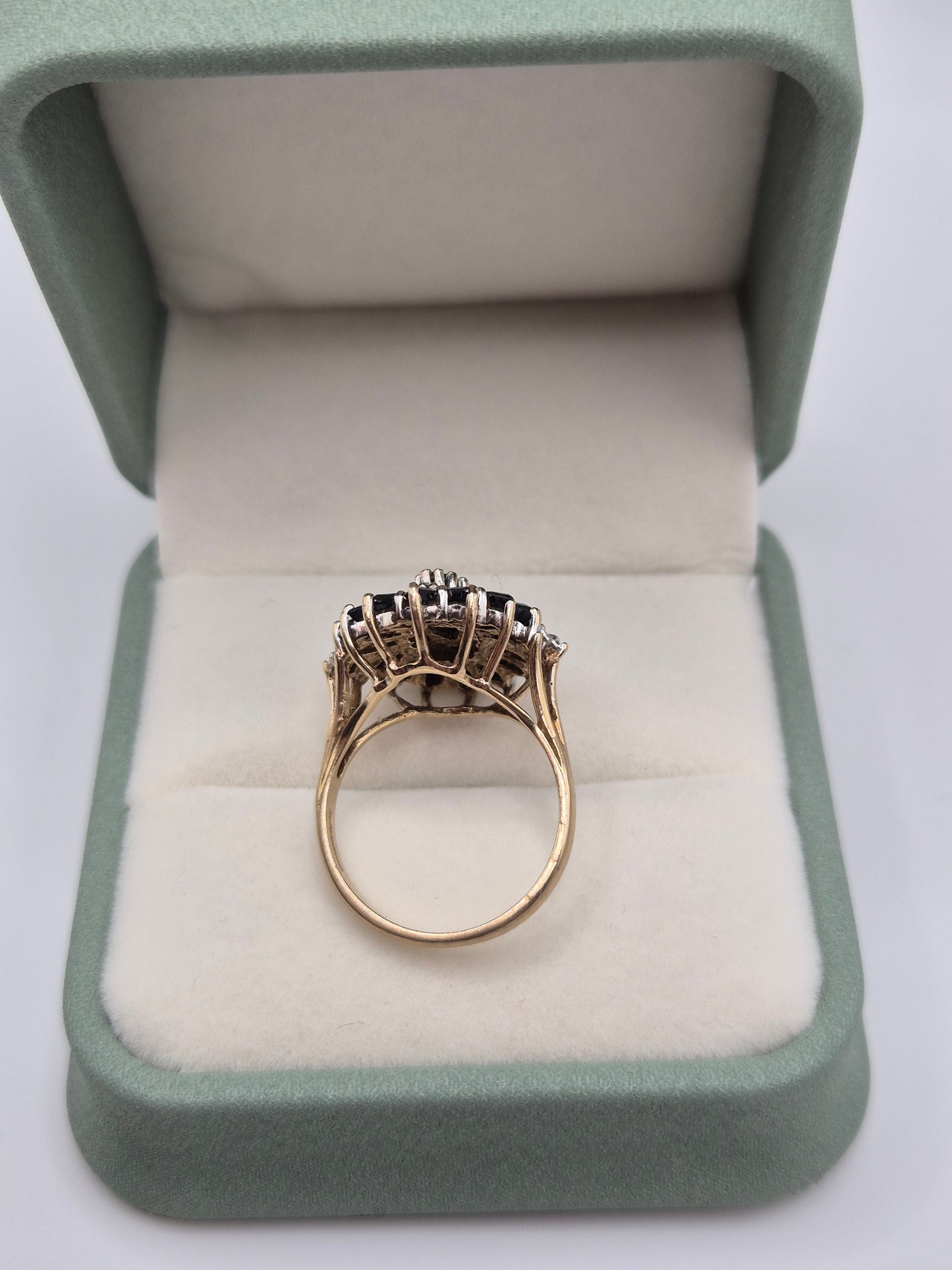 9ct gold sapphire and diamond ring